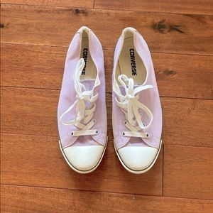 Converse lavender low tops women’s 8